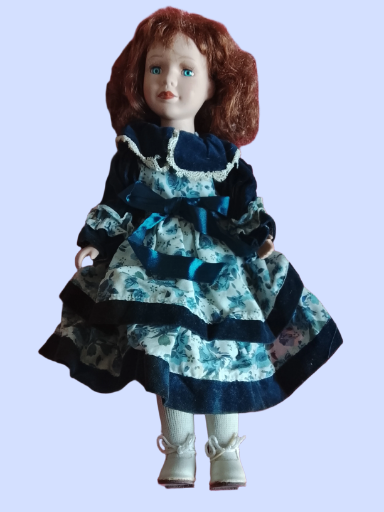 Muñeca de porcelana vintage