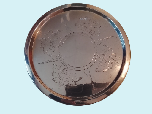 Platos de Alpaca varios.