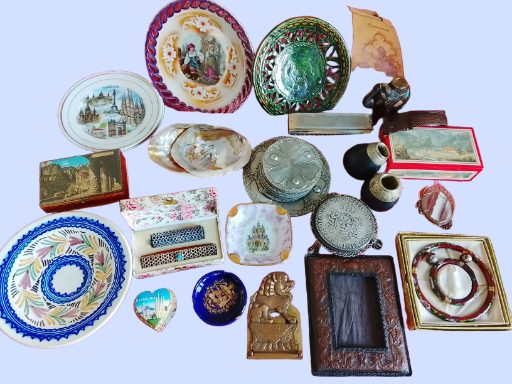 Platos decorativos de porcelana antigua