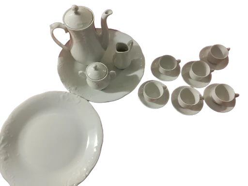 Juego de té de porcelana blanca