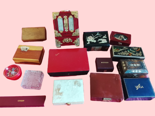 Caja joyero japones y otras piezas