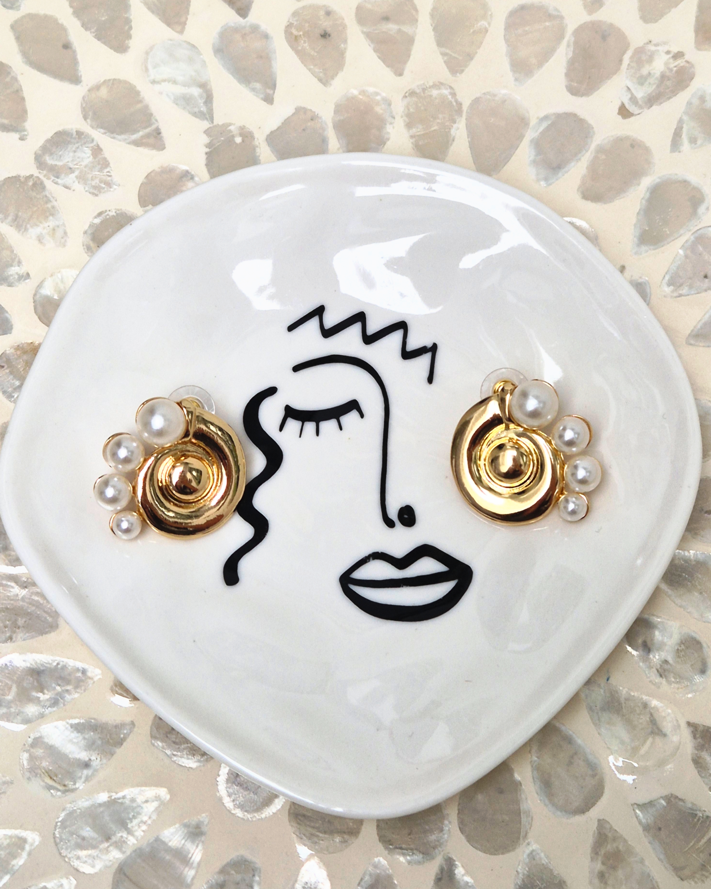 Brinco Mão de argola