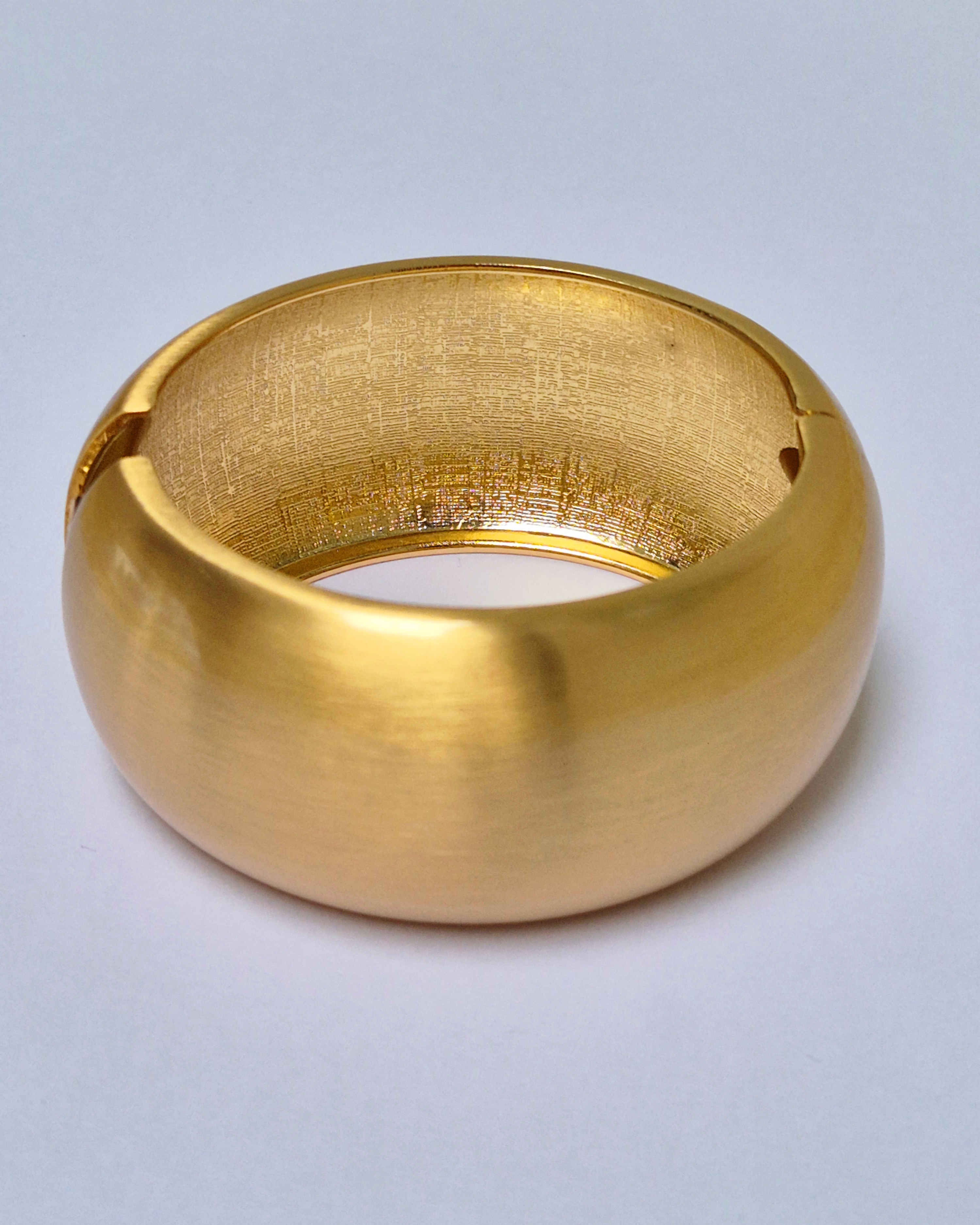 Bracelete Dourado Circular