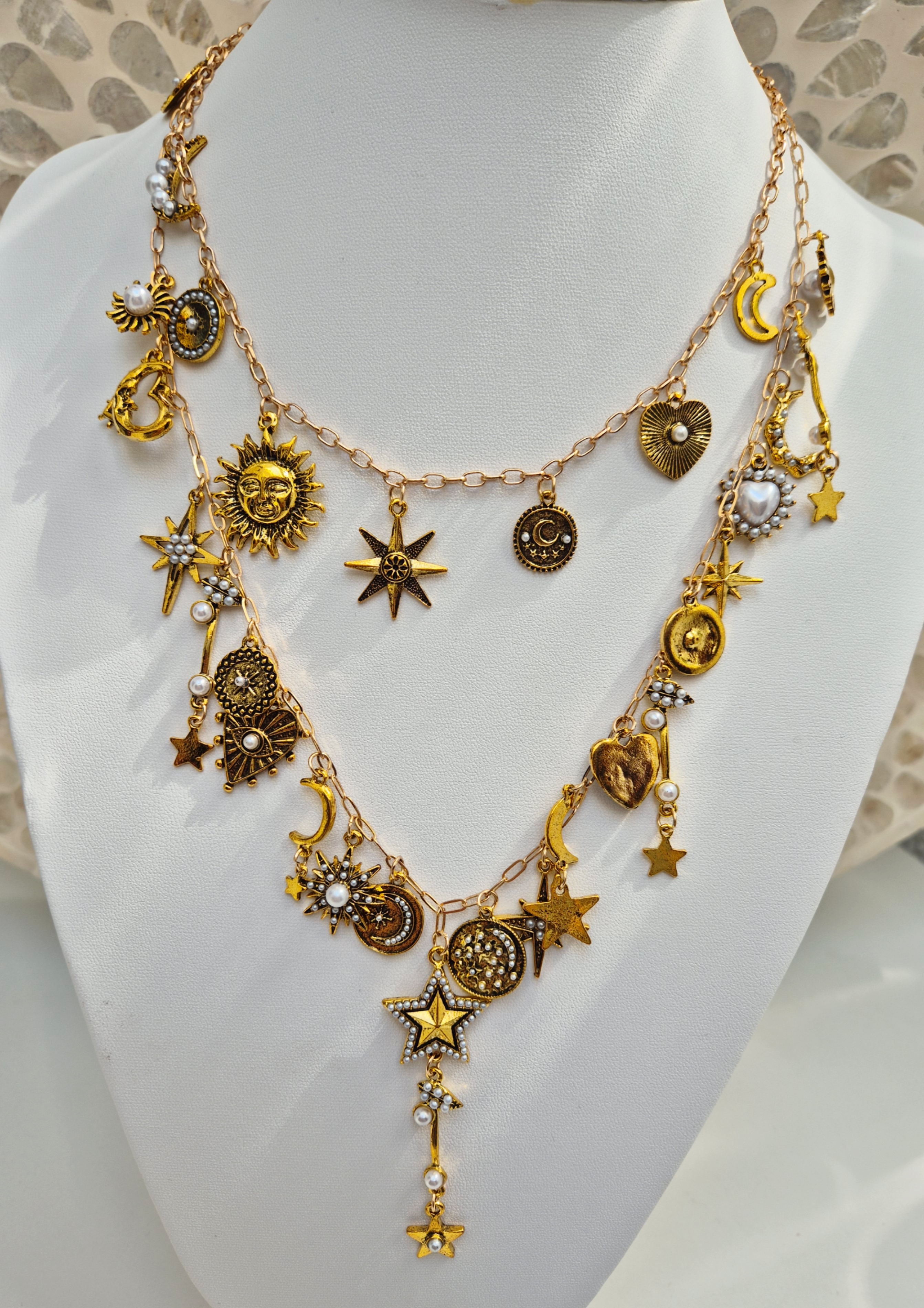 Colar longo  com pingentes