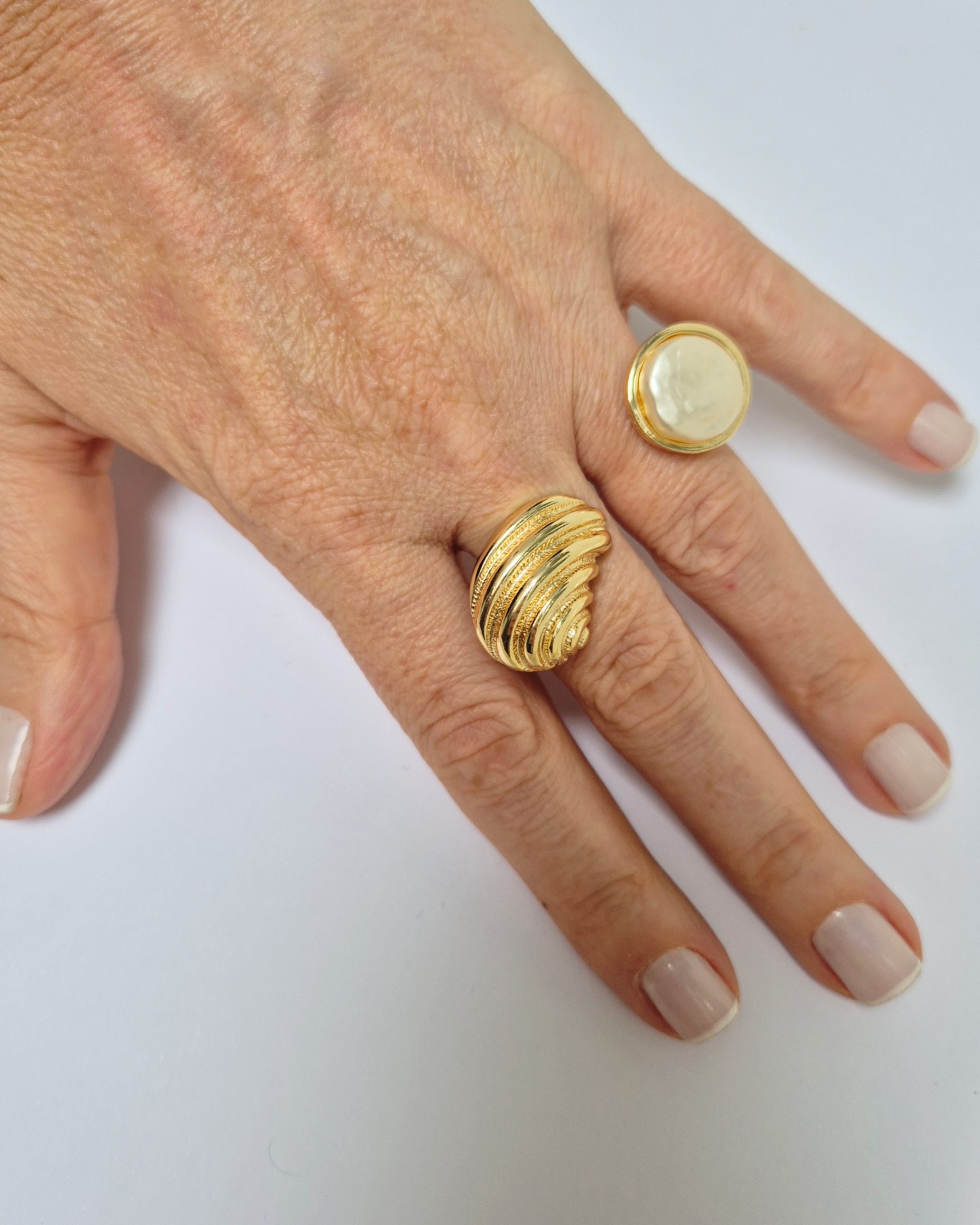 Anéis Dourado e Prata