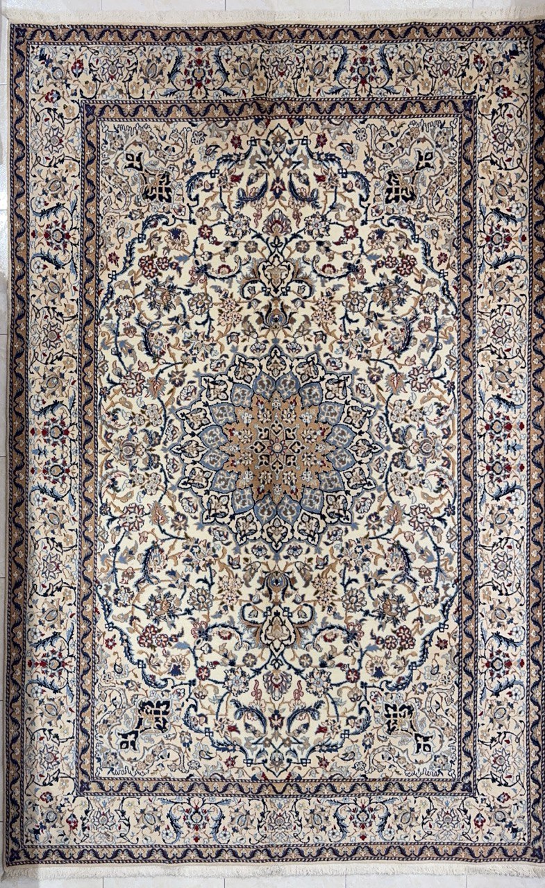 Tappeto Nain 200×307 cm