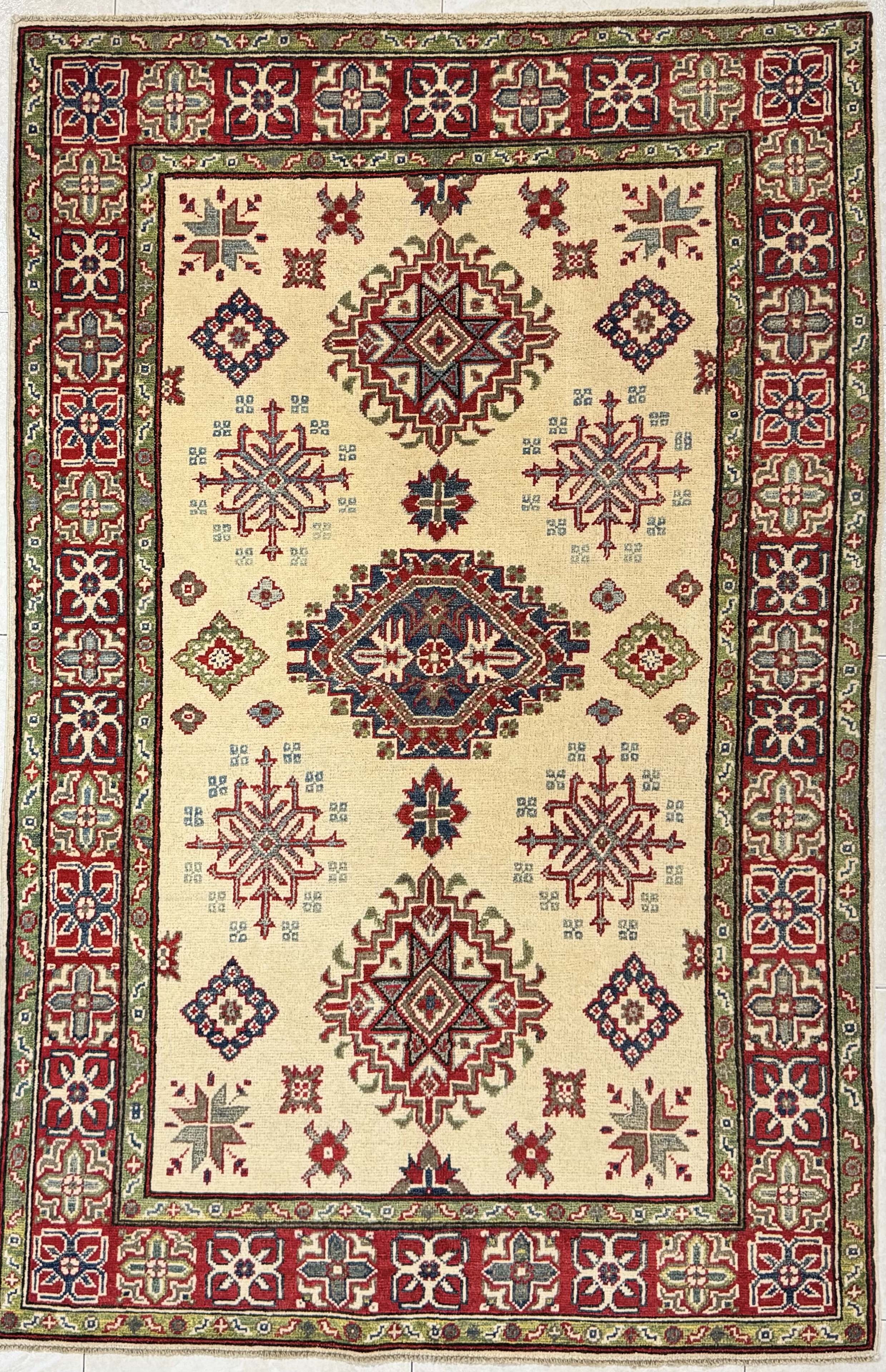 Tappeto Uzbez 119×182 cm