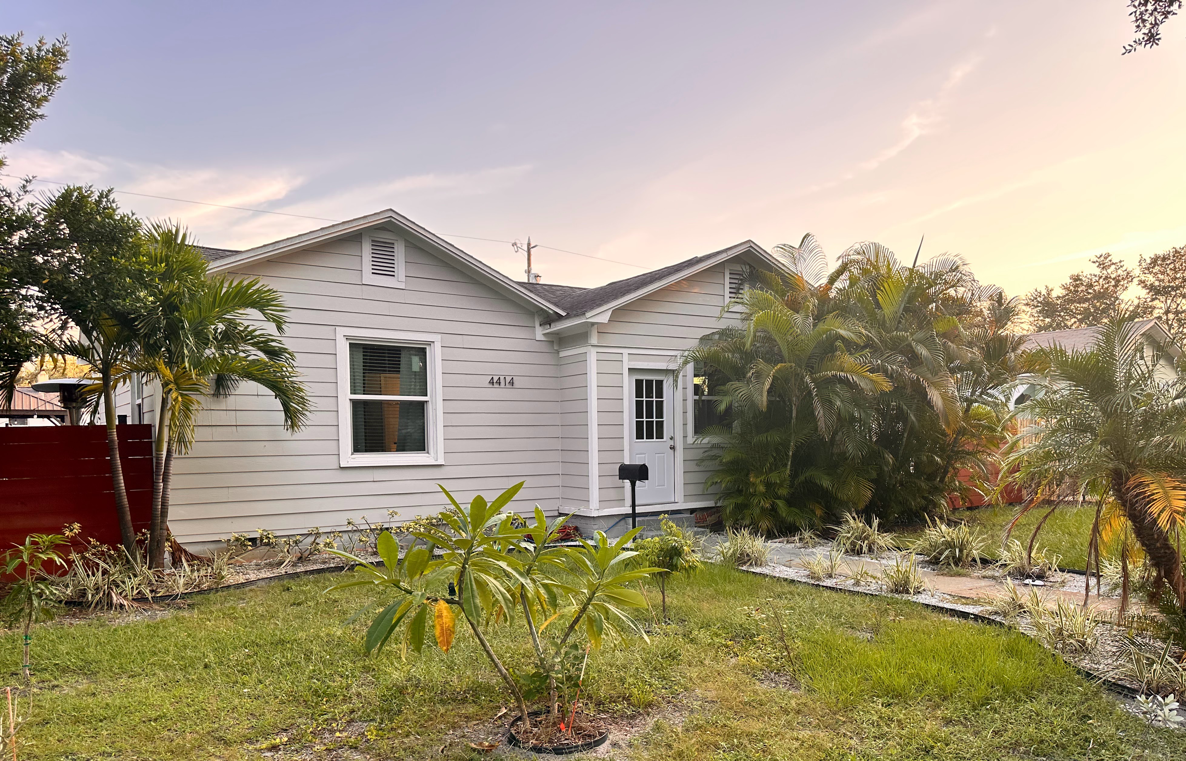 4414 1st Ave N - Weekly Rental