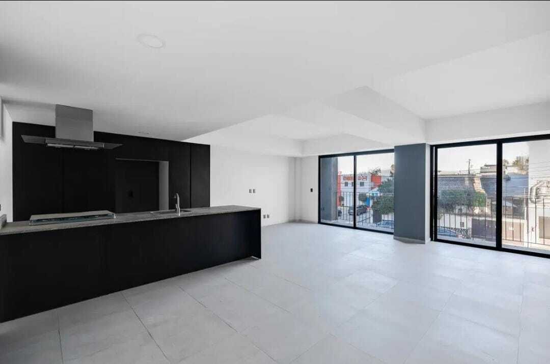 Black Eleven $414,911 USD*