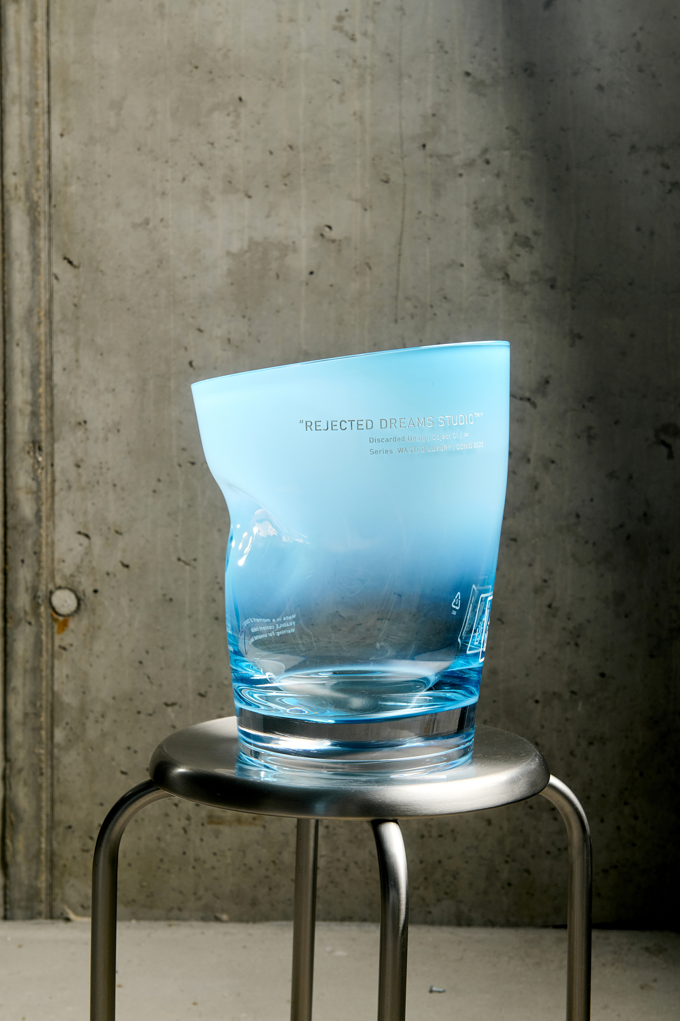 “RDS™“ Object Blue Gradient