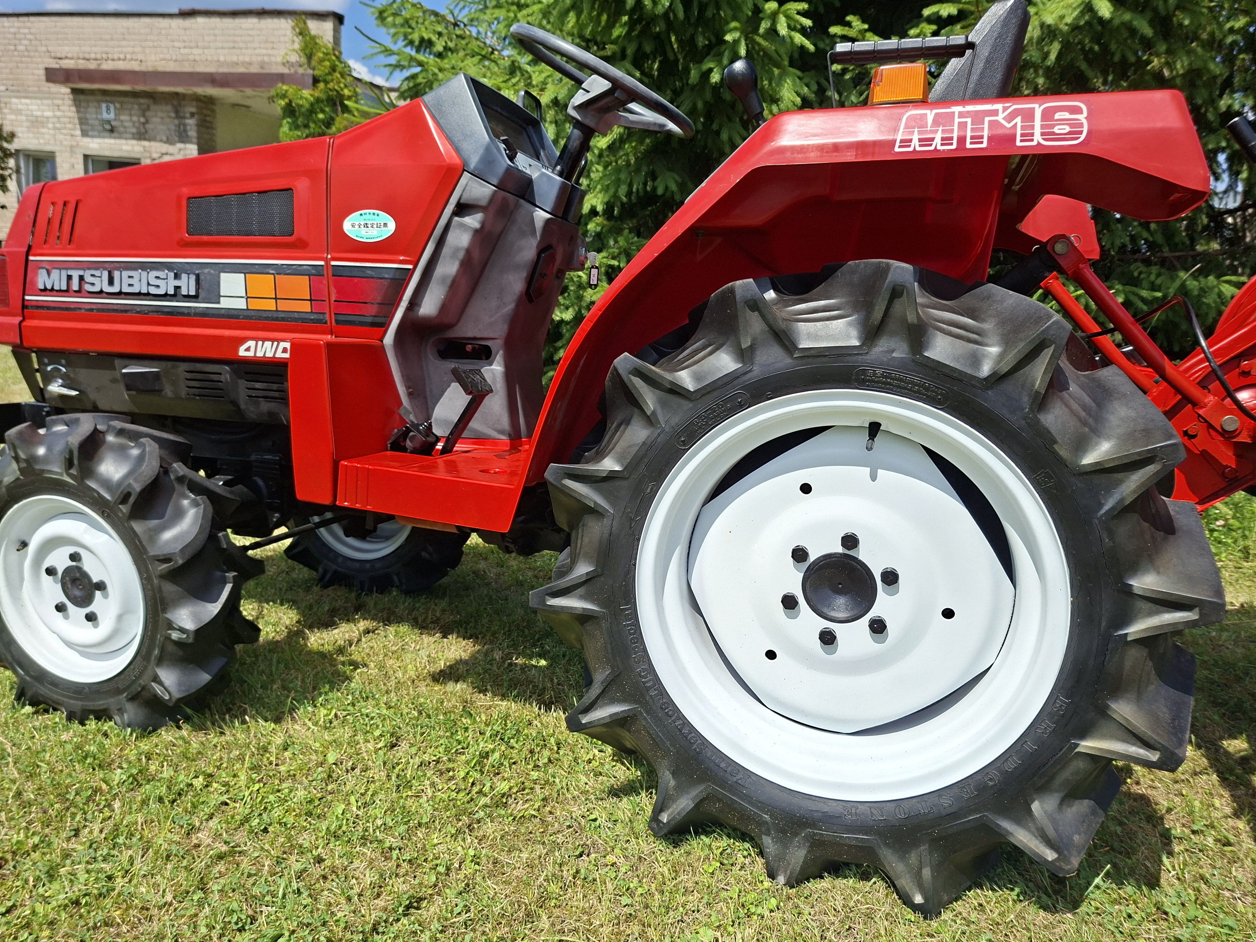 MITSUBISHI MT16D