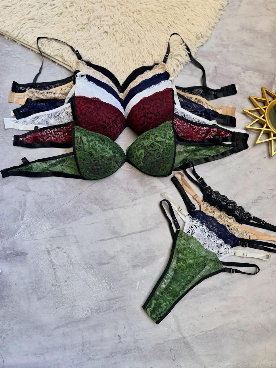 Conjunto de lencería de encaje