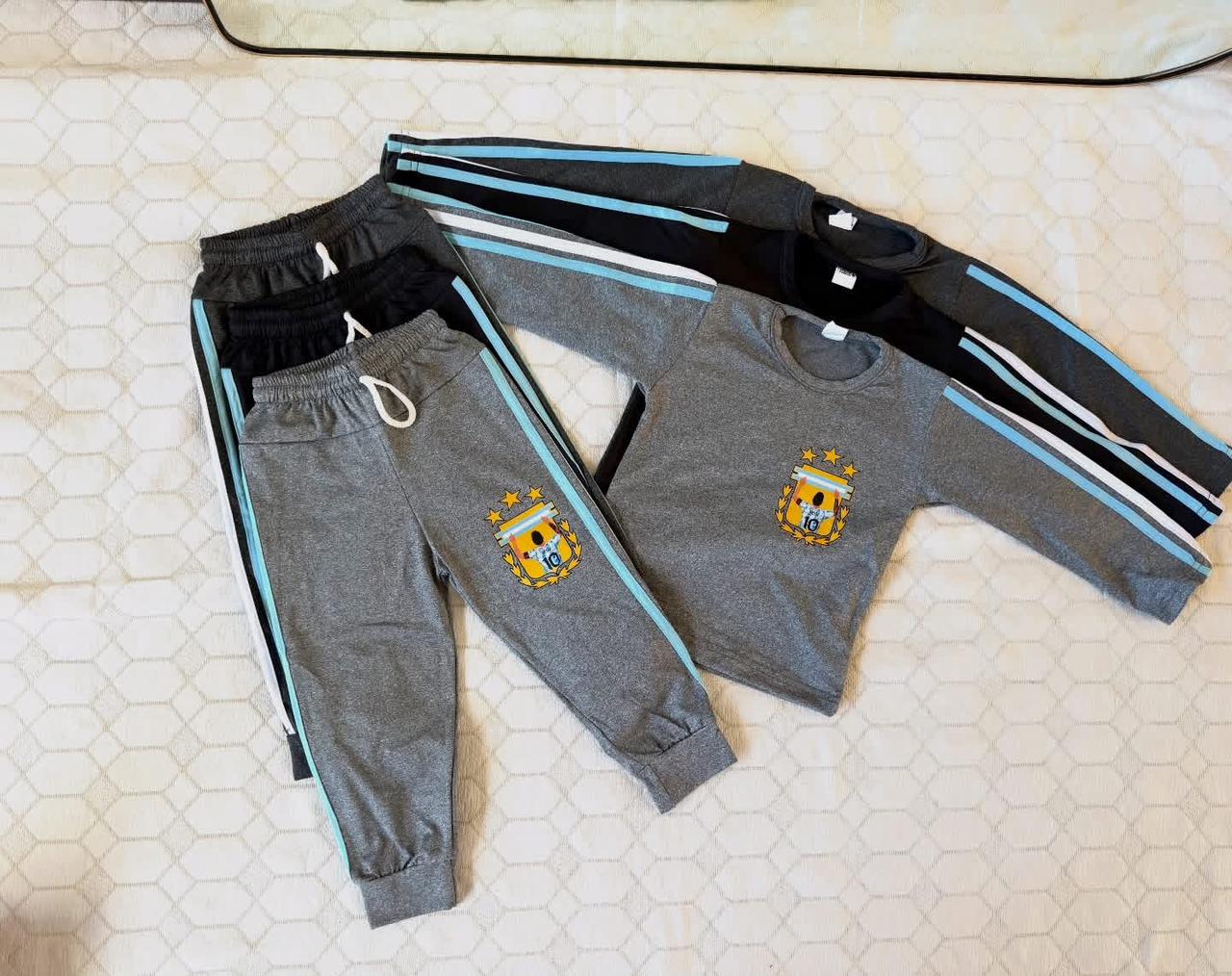 Conjunto deportivo infantil fútbol