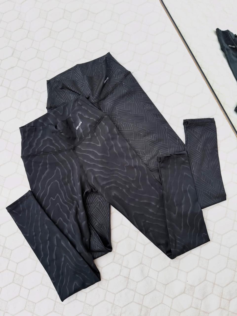 Calzas deportivas negras