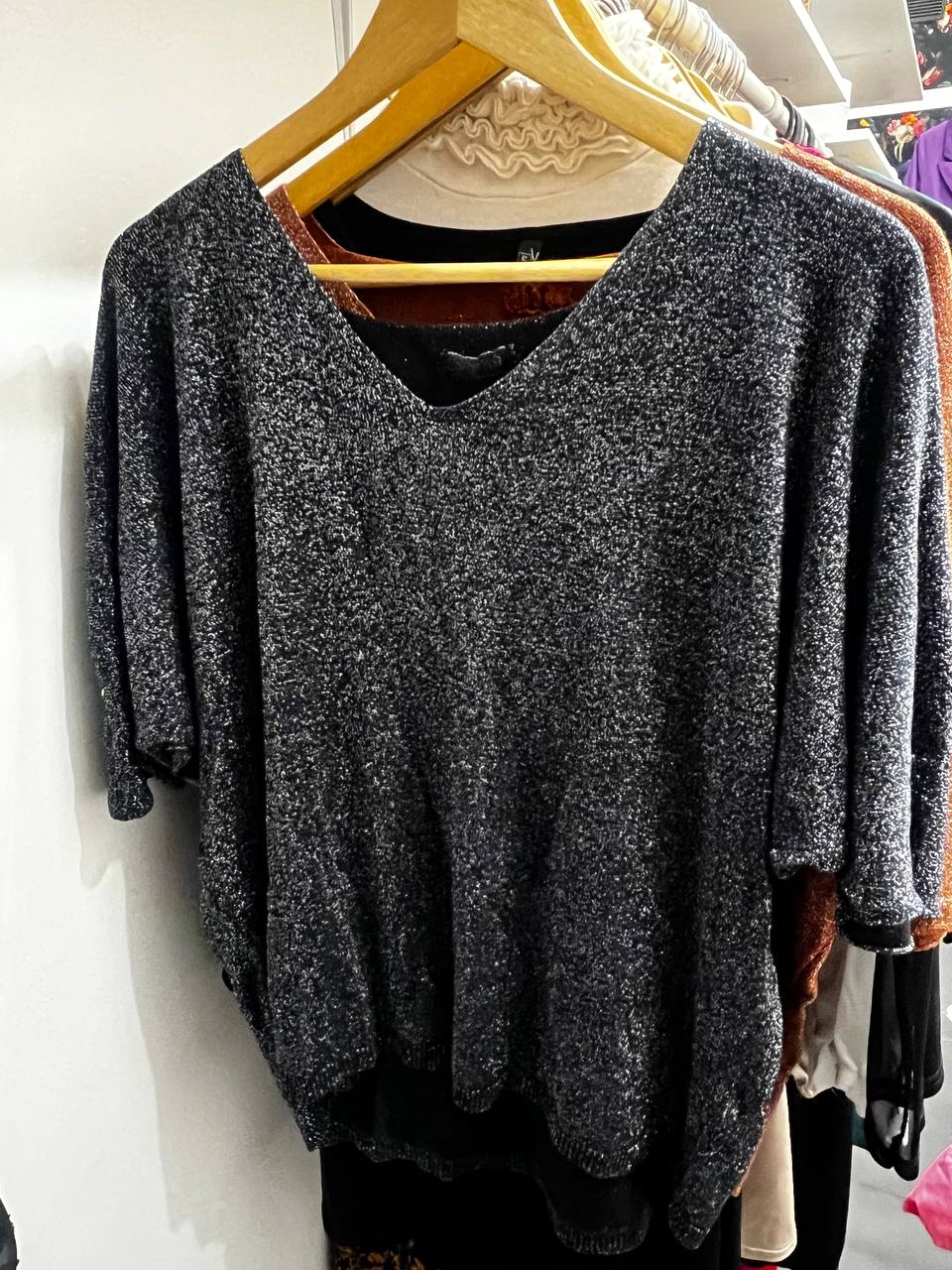 Pull gris à manches courtes