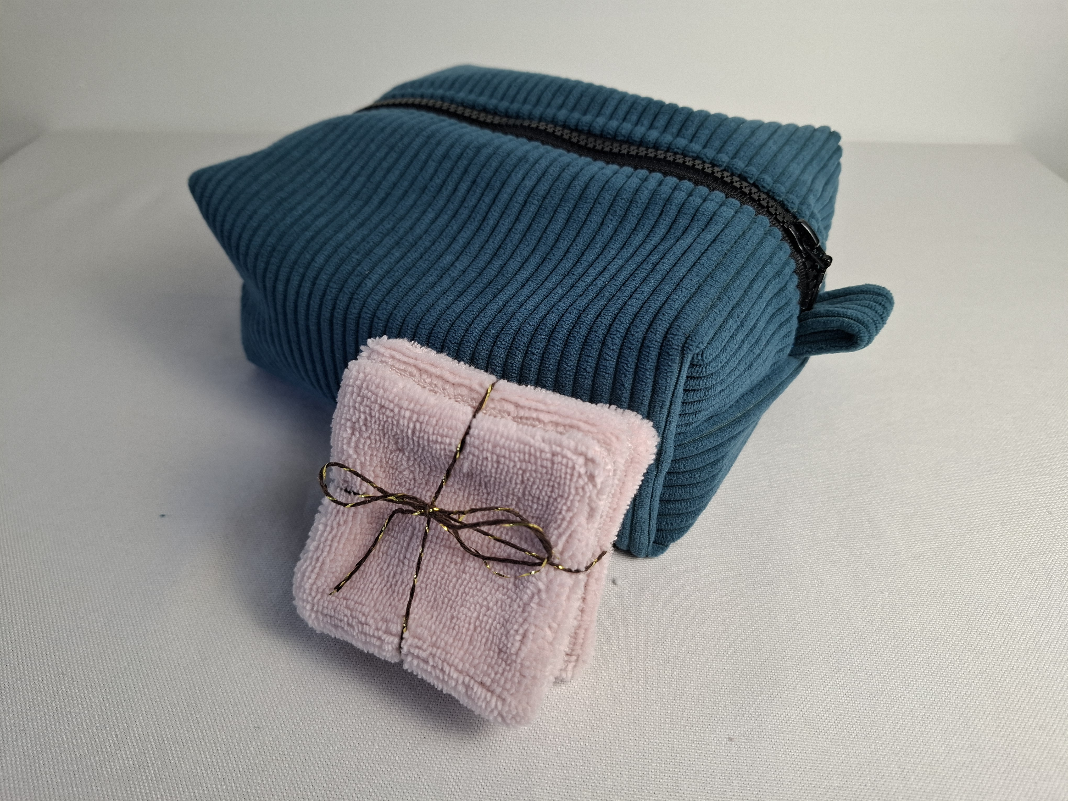 Trousse de toilette taille XL "Velours côtelé vert canard"
