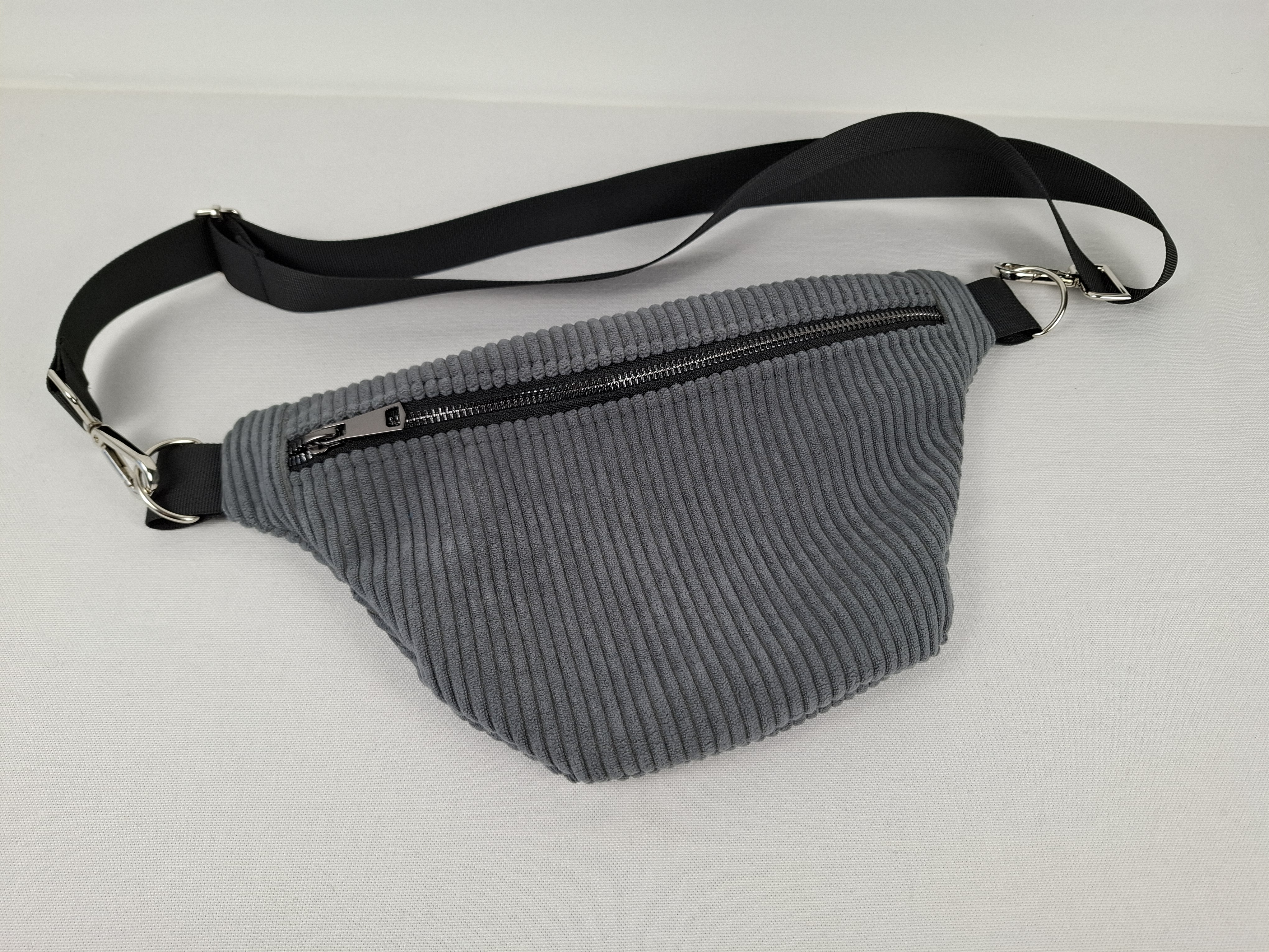 Banane "Velours côtelé grise"