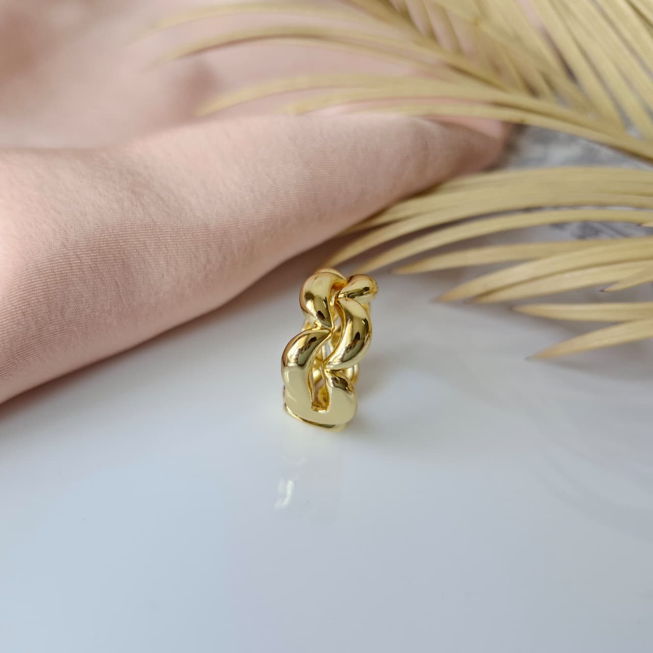 The "Bubble Muse" Ring