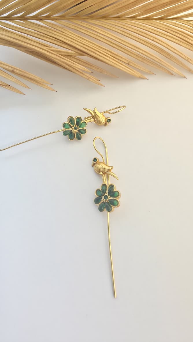 Birdie Bloom Ear pins (Green)