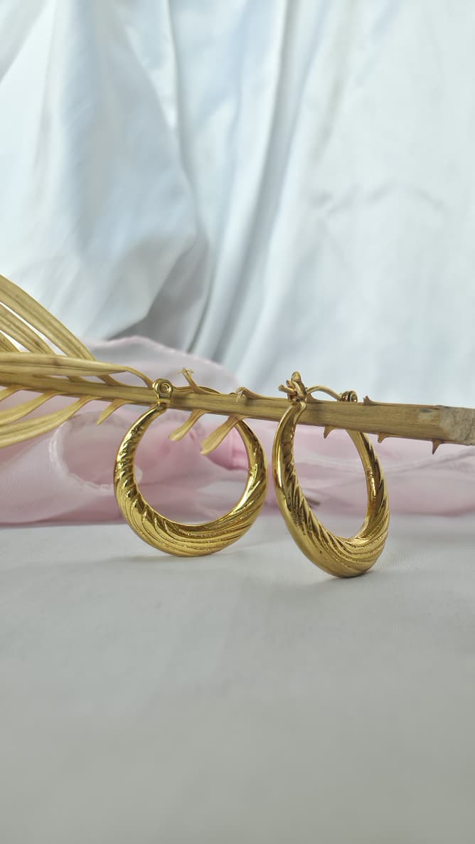 The Croissant Hoops