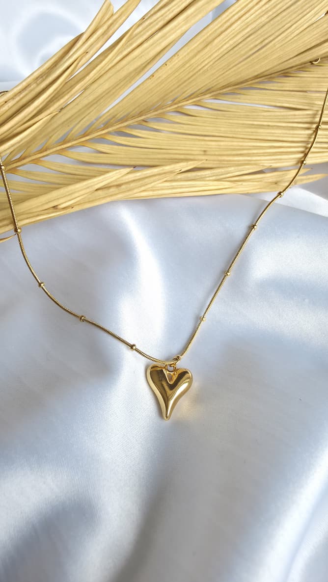 Sweetheart Satellite Chain