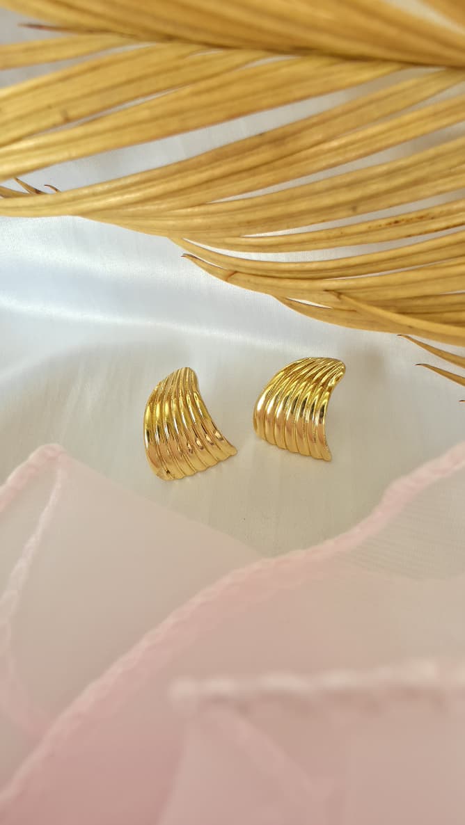 The Wavelet Studs