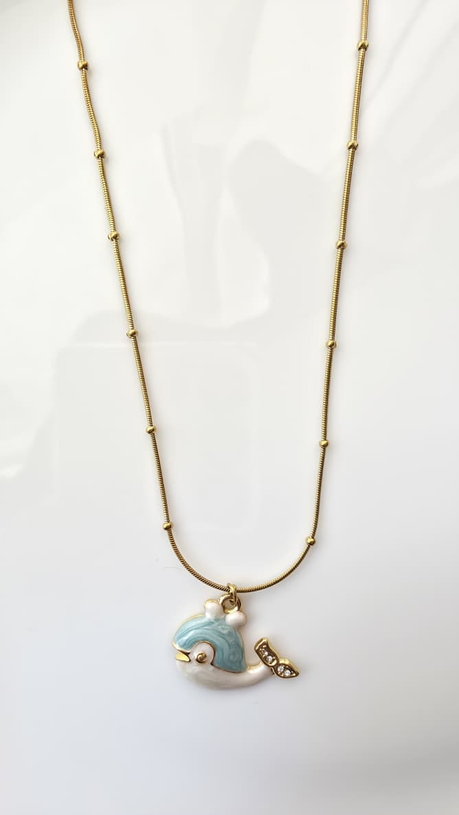 Charming Dolphin Pendant Necklace