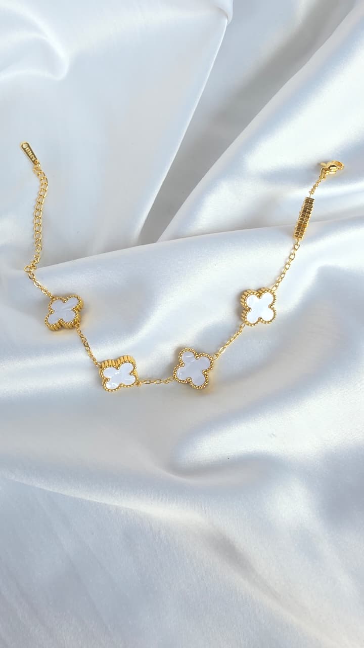 Gold Clover Bracelet