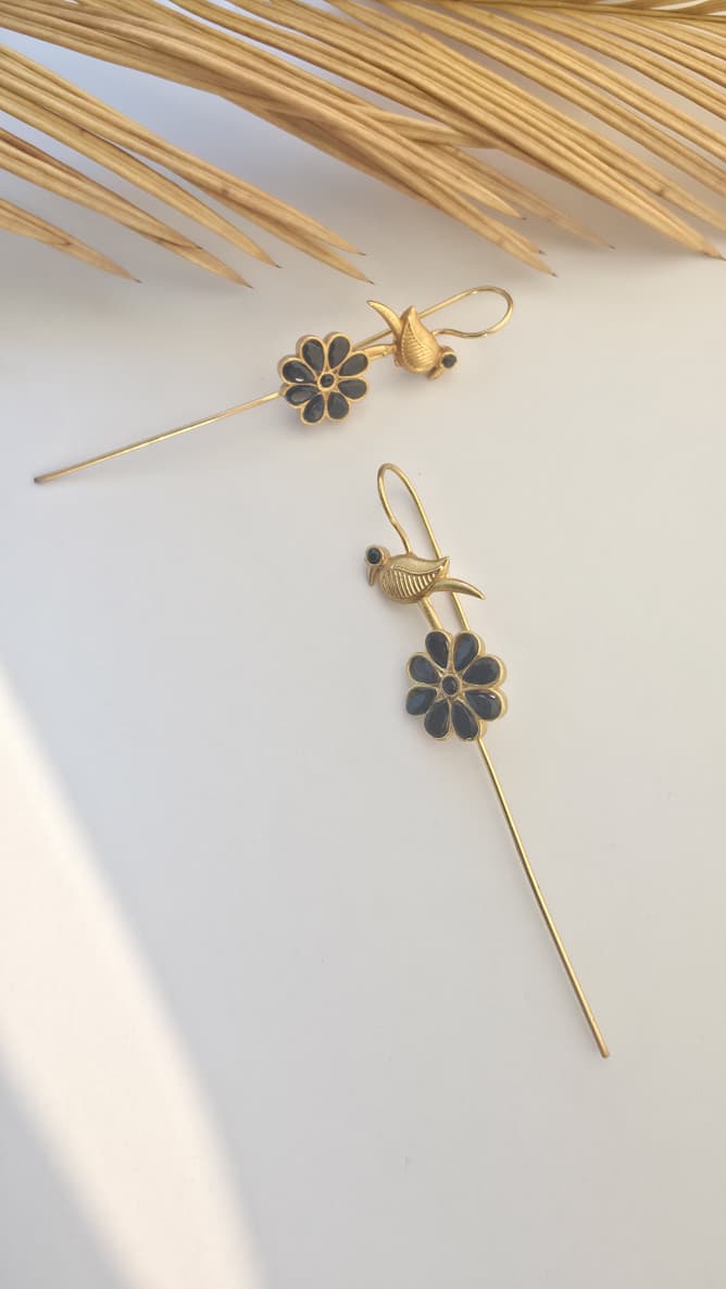 Birdie Bloom Black Ear Pins 