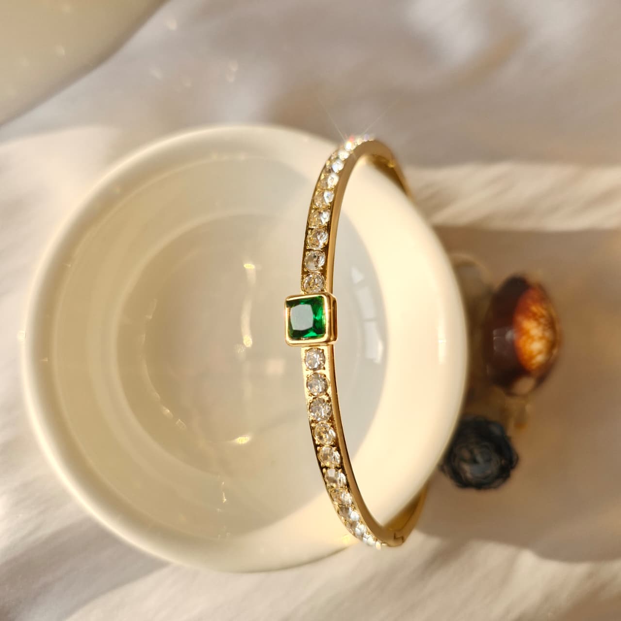 The Solitaire Bangle