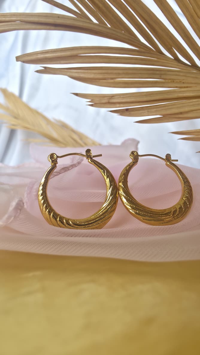 The Croissant Hoops