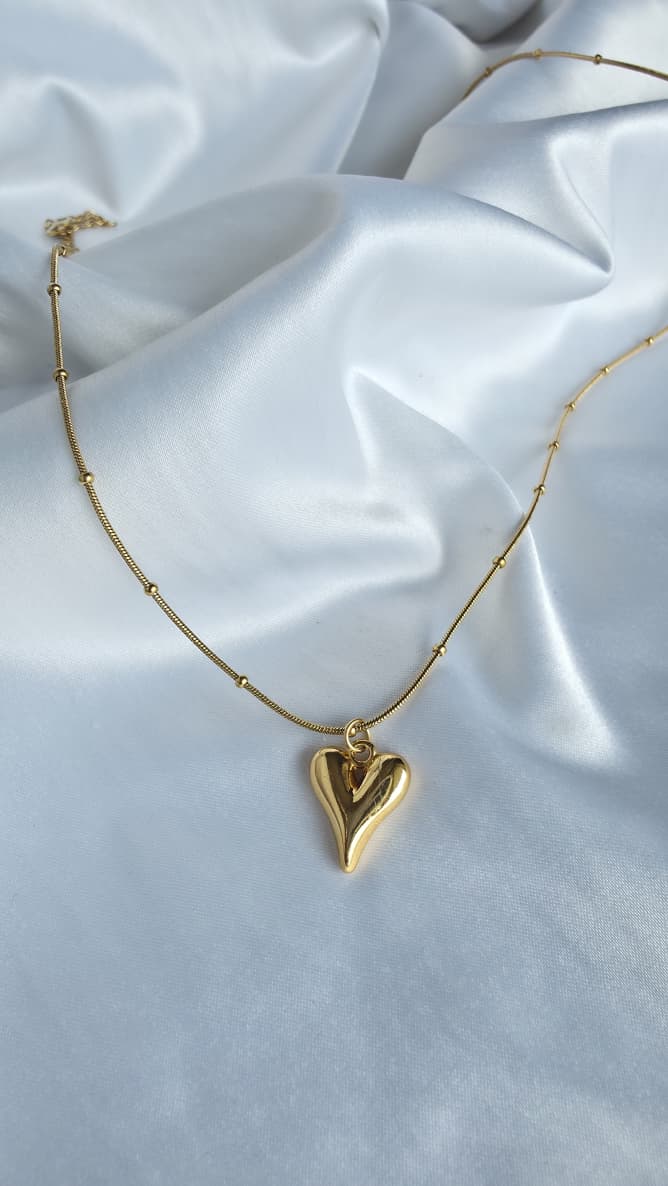 Sweetheart Satellite Chain