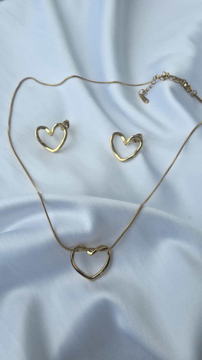 The Sweetheart Silk set