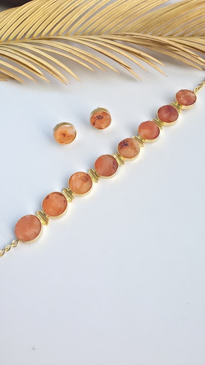 Peach Monalisa Stone Choker Set