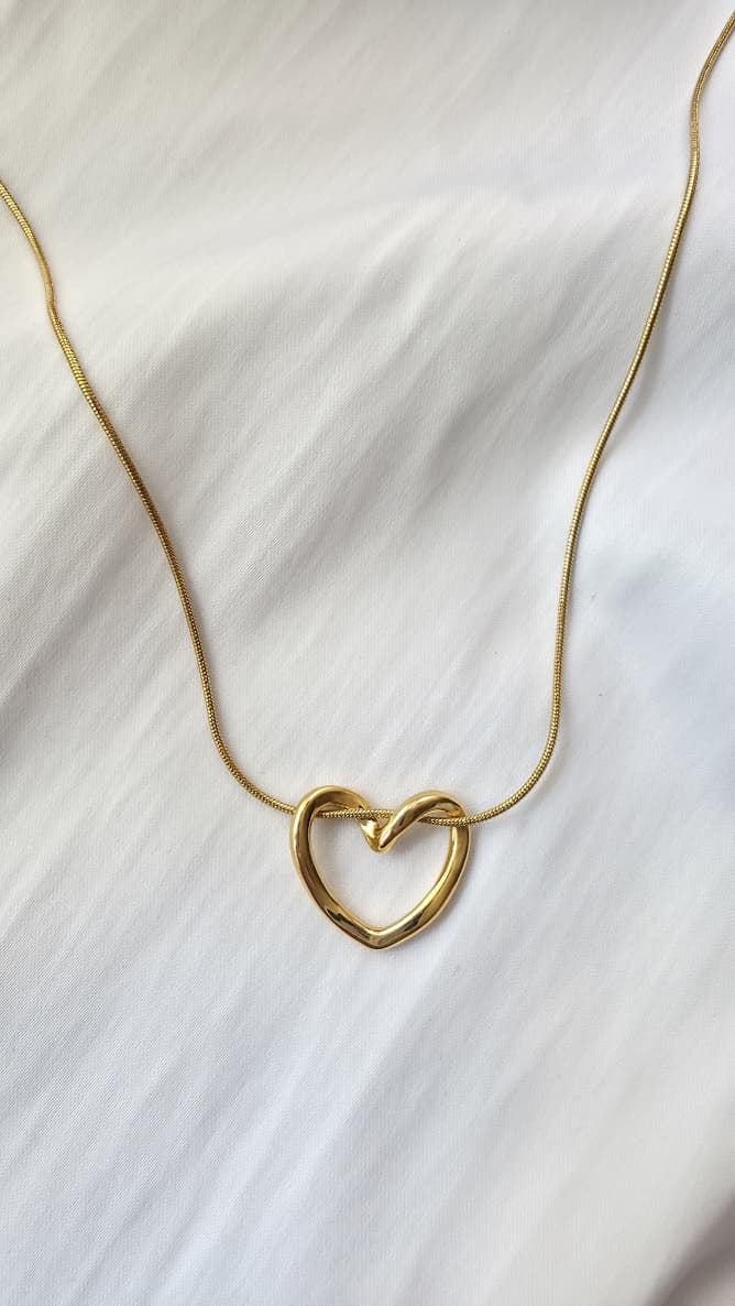Eternal Knot Heart Necklace