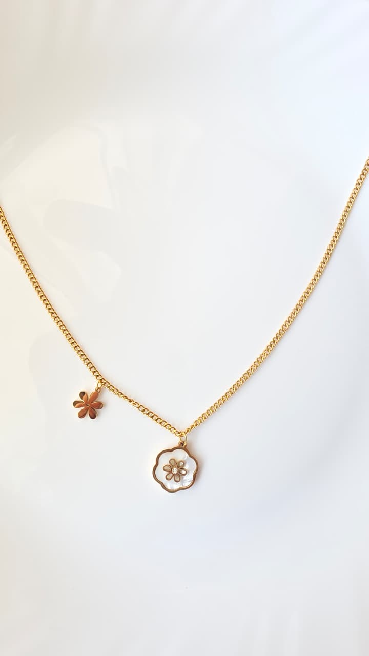 The Daisy Dream Necklace