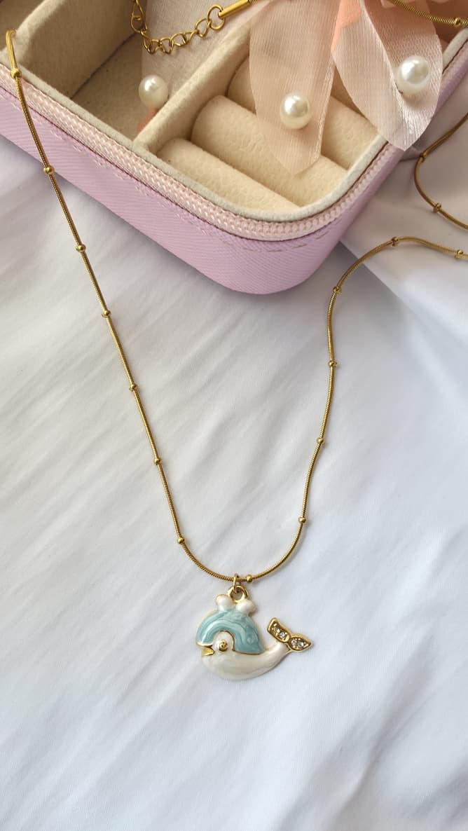 Charming Dolphin Pendant Necklace