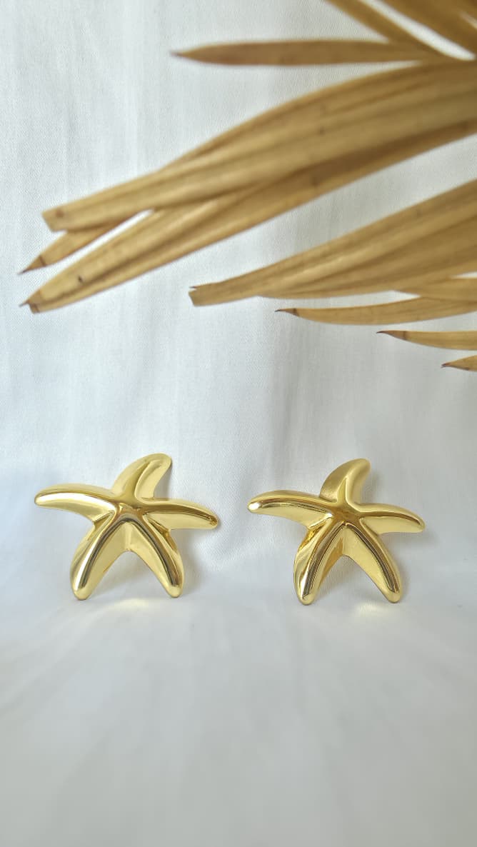 The Puffy Sea Star Studs