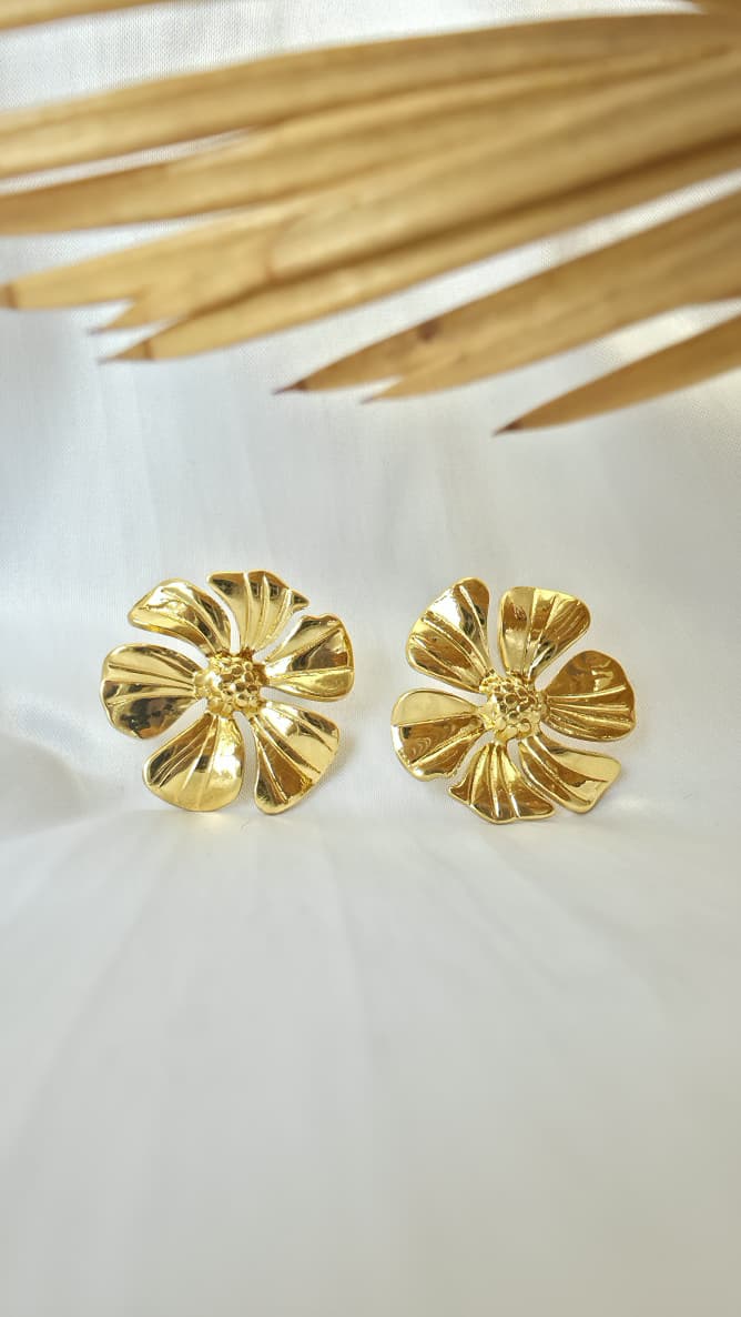 The Spring Bloom Studs