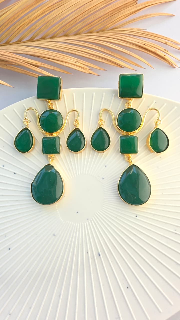 Elegant Emerald Empress Drops Earrings