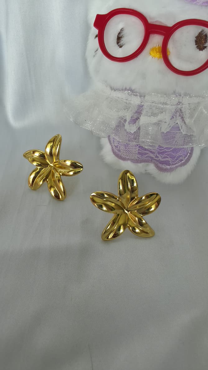 The Retro Orchid Studs