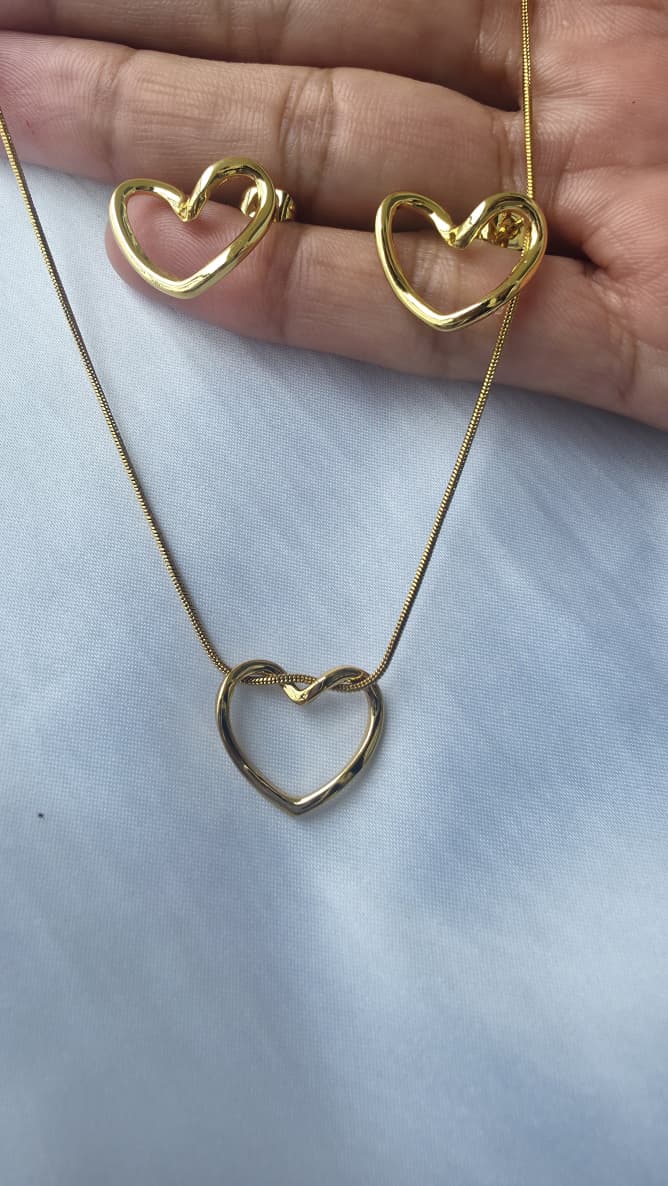 The Sweetheart Silk set