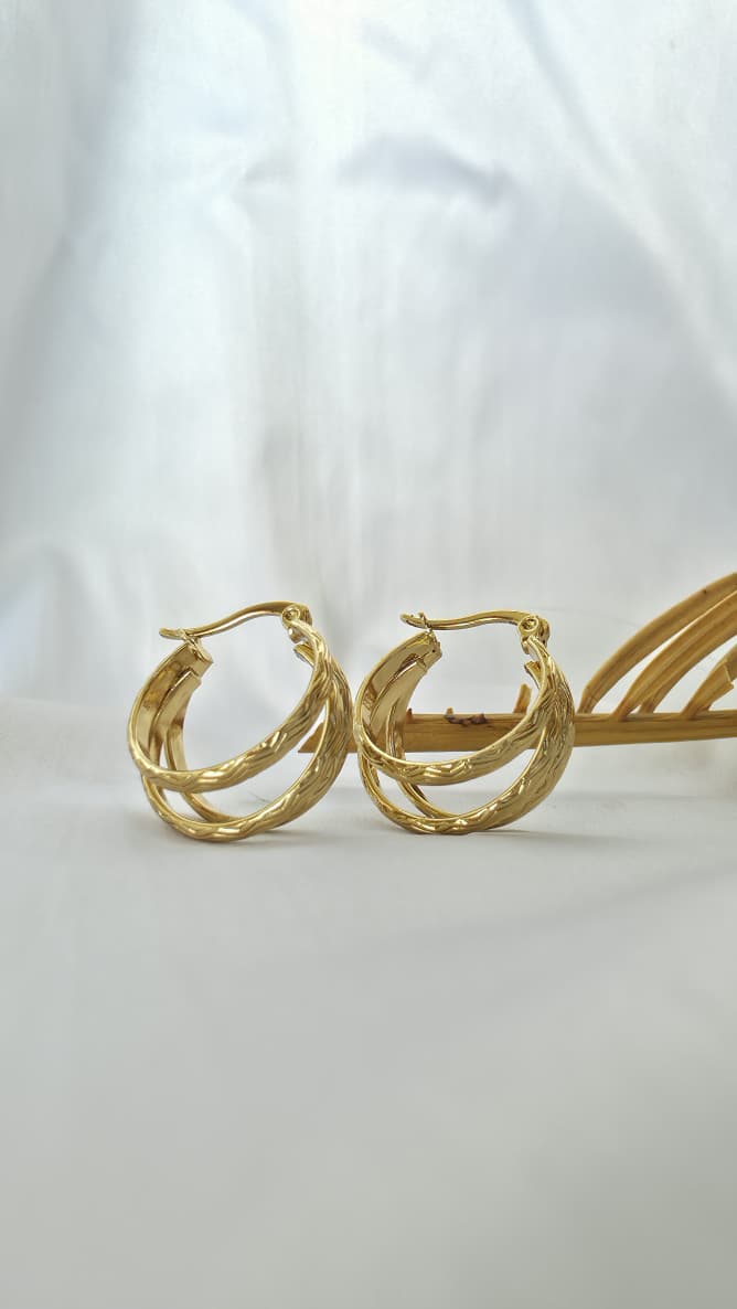 The Hydra Triple Hoop