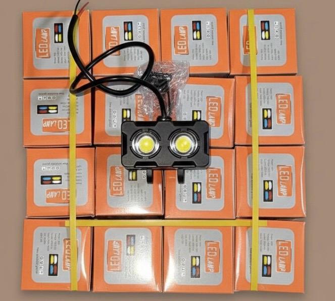 Phare à LED pour moto