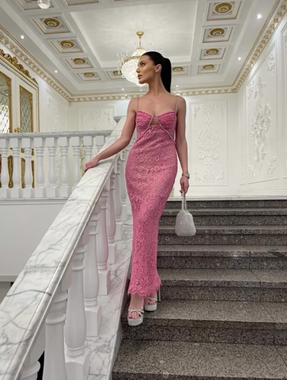 SELF-PORTRAIT PASTEL PINK