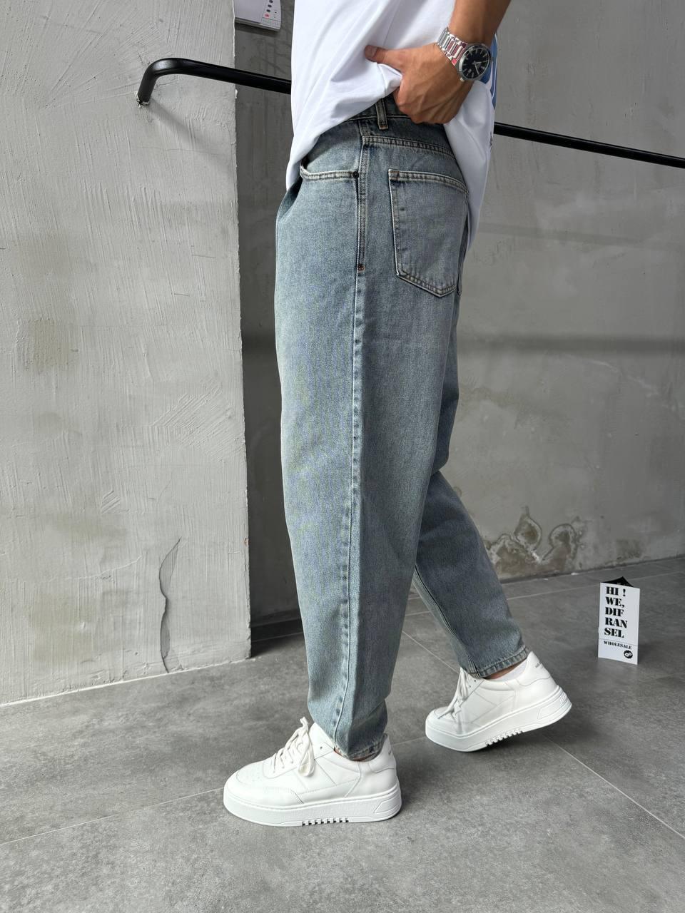 Men's Relaxed Fit Jeans