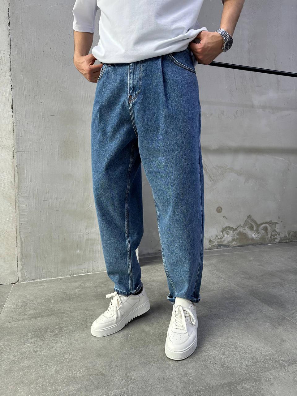 Relaxed Fit Blue Jeans