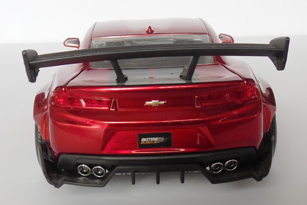 2016 Chevy Camaro SS 1/24 Jada FLAWS Pre-Owned