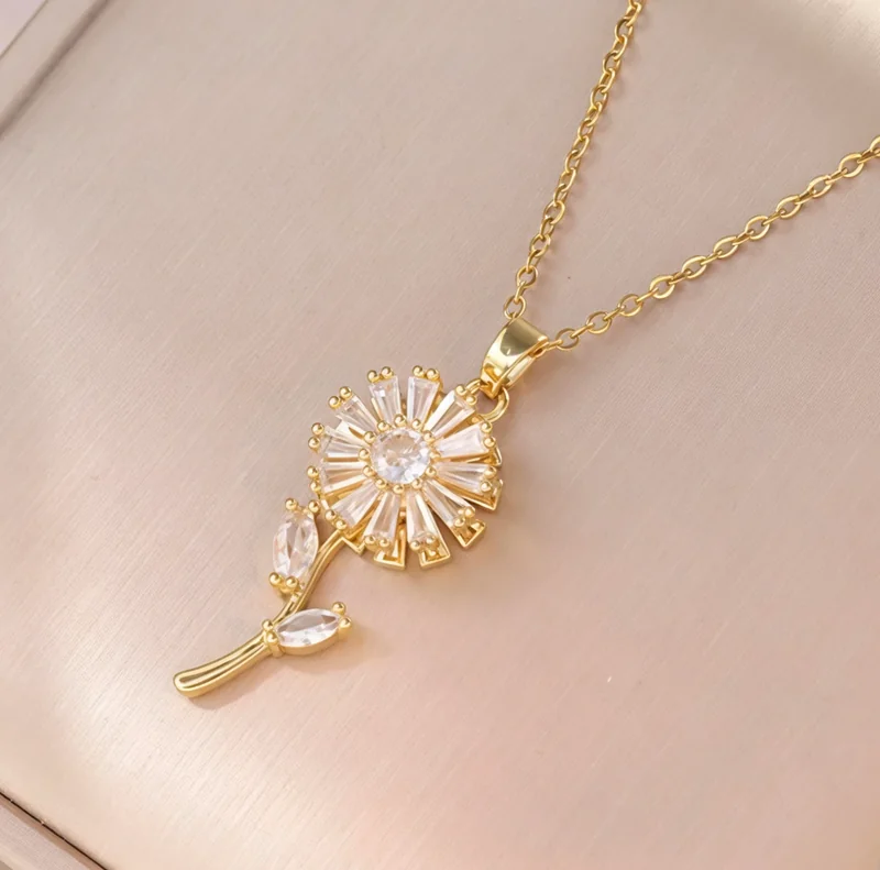 Sun Flower Rotatable Zircon Charm Pendant