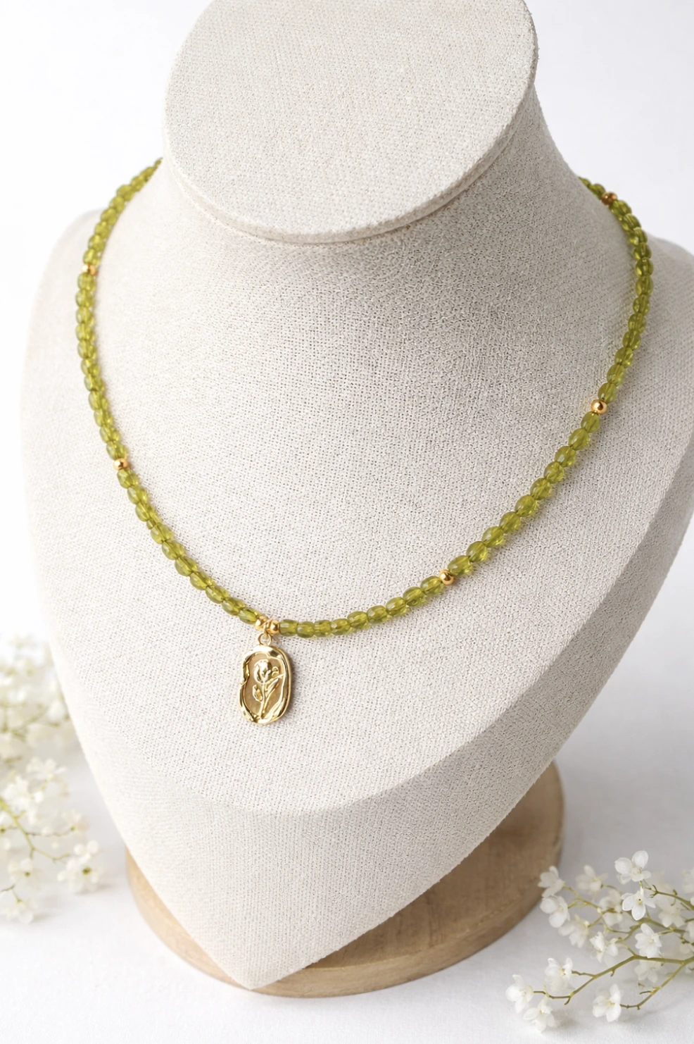 Olive Green Beaded Pendant Anti Tarnish Necklace